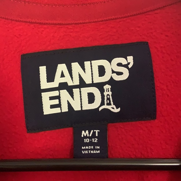 Lands’ End Pull-Over Red Sweatshirt Size Medium. Brand New Never Been Worn. - Picture 3 of 3